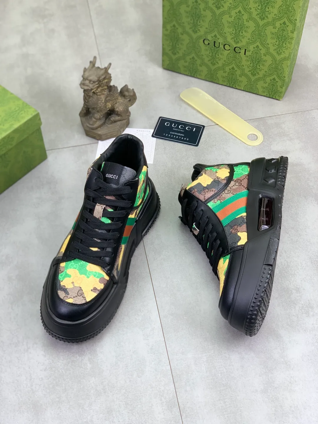 Men's shoes P440 💰[New style]🆘 The latest model from Gucci GUCCI official website🎁Classic casual fashion high-top men's shoes👟Best model💥The version is simple and elegant, exclusive for trendy men. Unique official website latest brand elements👑Gucci original decoration, fashionable and generous, the fabric is original soft calfskin➕Comfortable soft first-layer pigskin lining ✅The official website specifies the wear-resistant casual outsole, the classic model is taken in kind🎬Color: 4️⃣colors available😍Number: 38-44